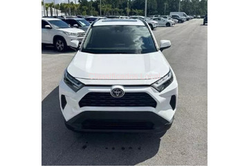 Toyota RAV4 2022 XLE